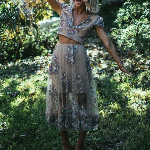 Dress the Population Dresses & Skirts - Dress The Population 2 Piece Set